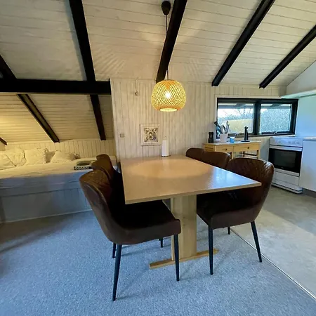 Ferienhaus-mit-kamin-grossem-garten-und-strandnaehe Holiday home
