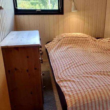 Ferienhaus-mit-kamin-grossem-garten-und-strandnaehe Holiday home