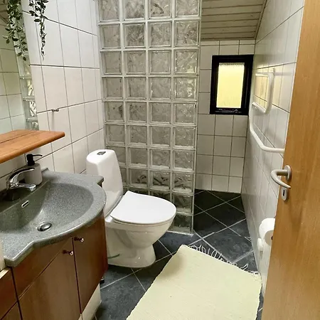 Ferienhaus-mit-kamin-grossem-garten-und-strandnaehe Holiday home